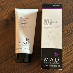 NWOT MAD skincare anti-aging